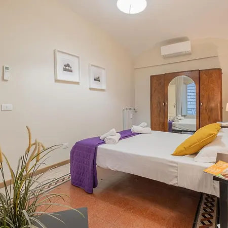 Merulana House * Rome