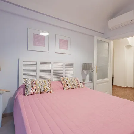Apartment Merulana House